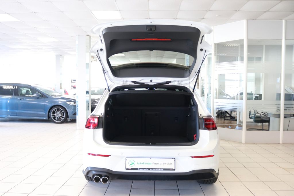 Volkswagen Golf 2021 г. Белый, пробег 54952 км