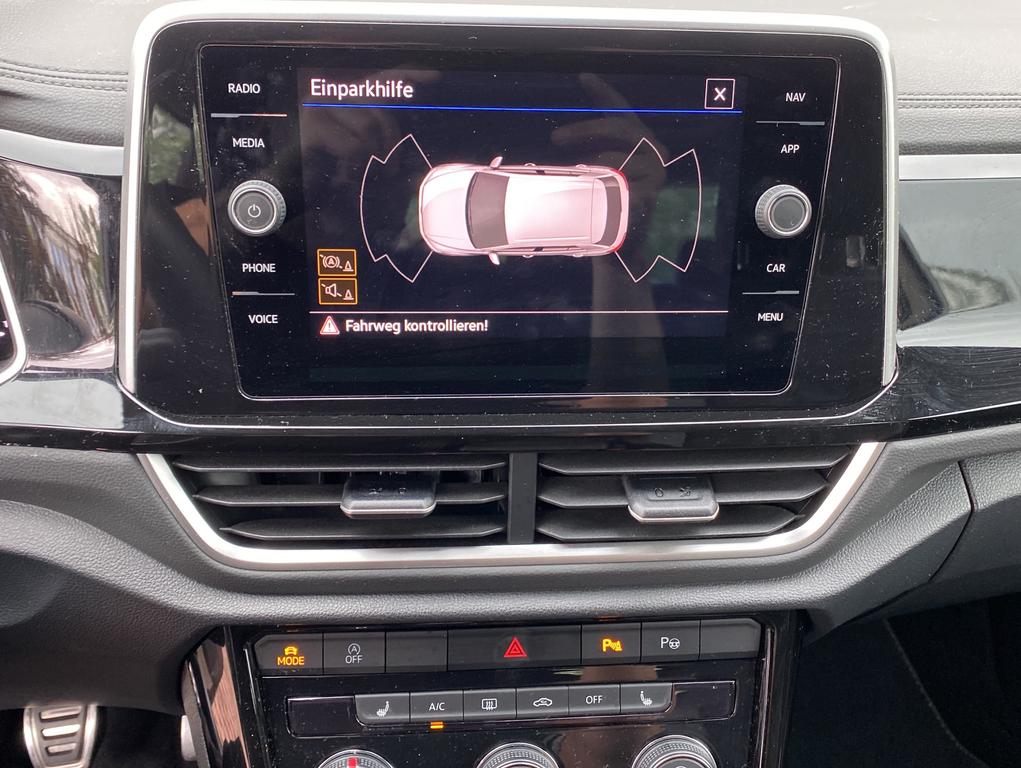 Volkswagen T-Roc 2024 г. Золотистый, пробег 45634 км