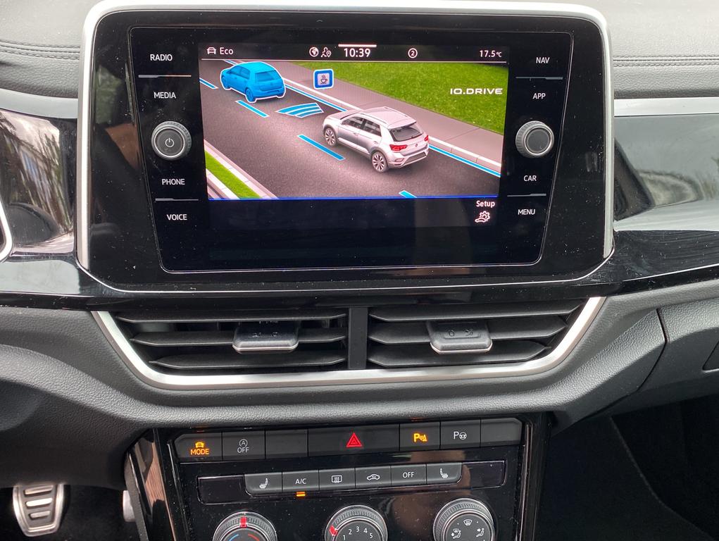 Volkswagen T-Roc 2024 г. Золотистый, пробег 45634 км