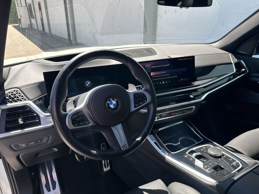 BMW X5 2023 г. Белый, пробег 51431 км