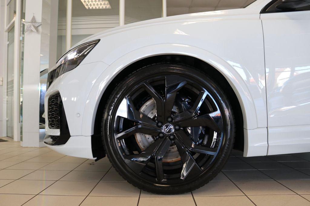 Audi RSQ8 2023 г. Белый, пробег 47959 км