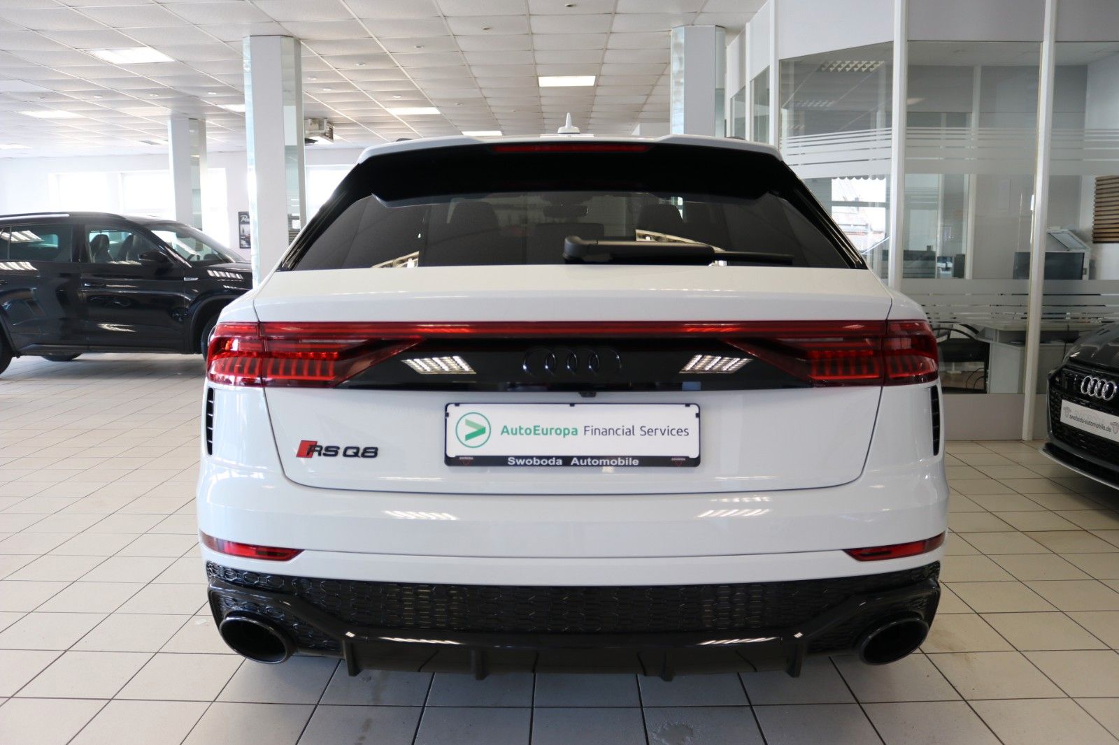 Audi RSQ8 2023 г. Белый, пробег 47959 км