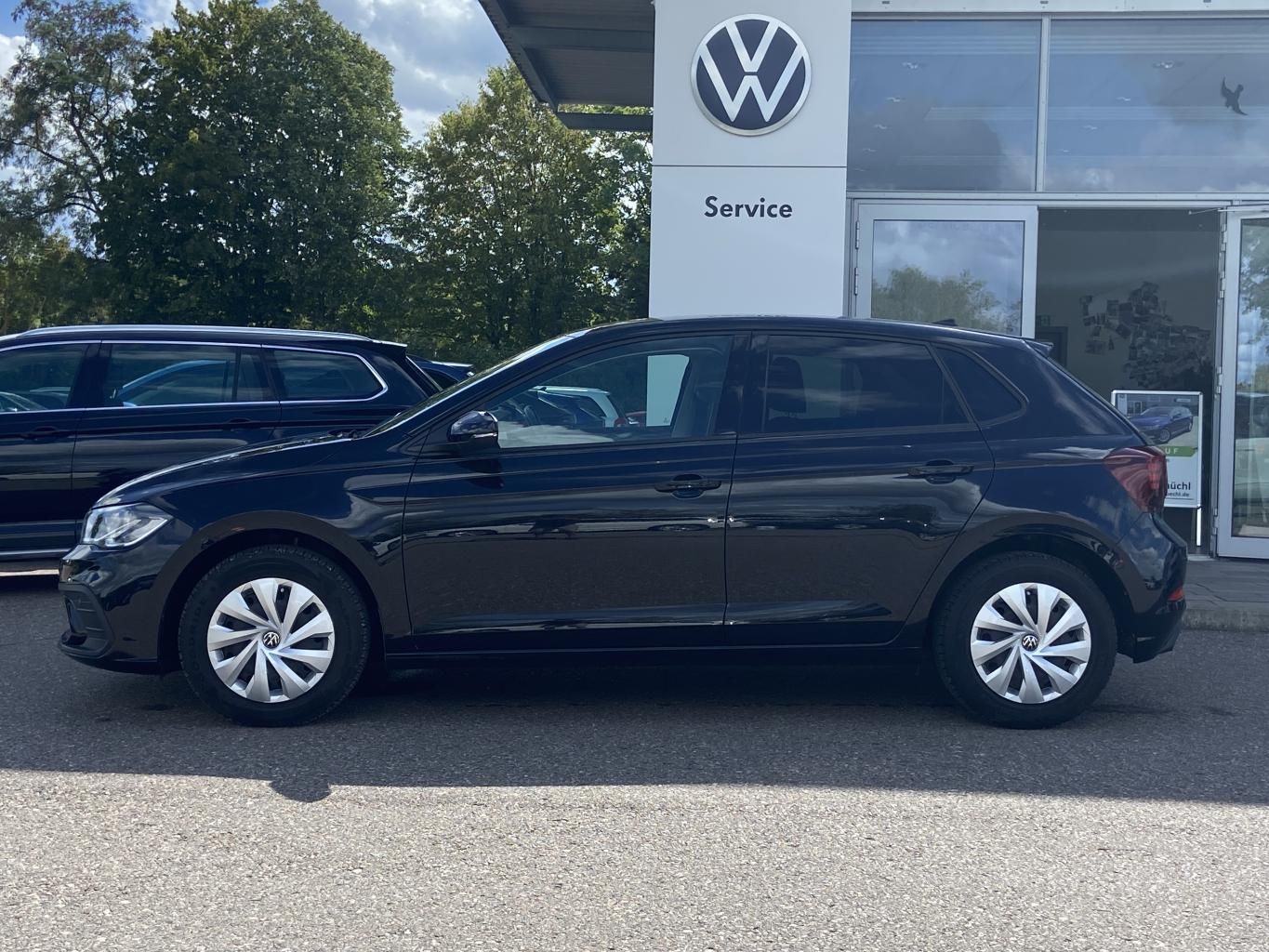 Volkswagen Polo 2023 г. Чёрный, пробег 41782 км