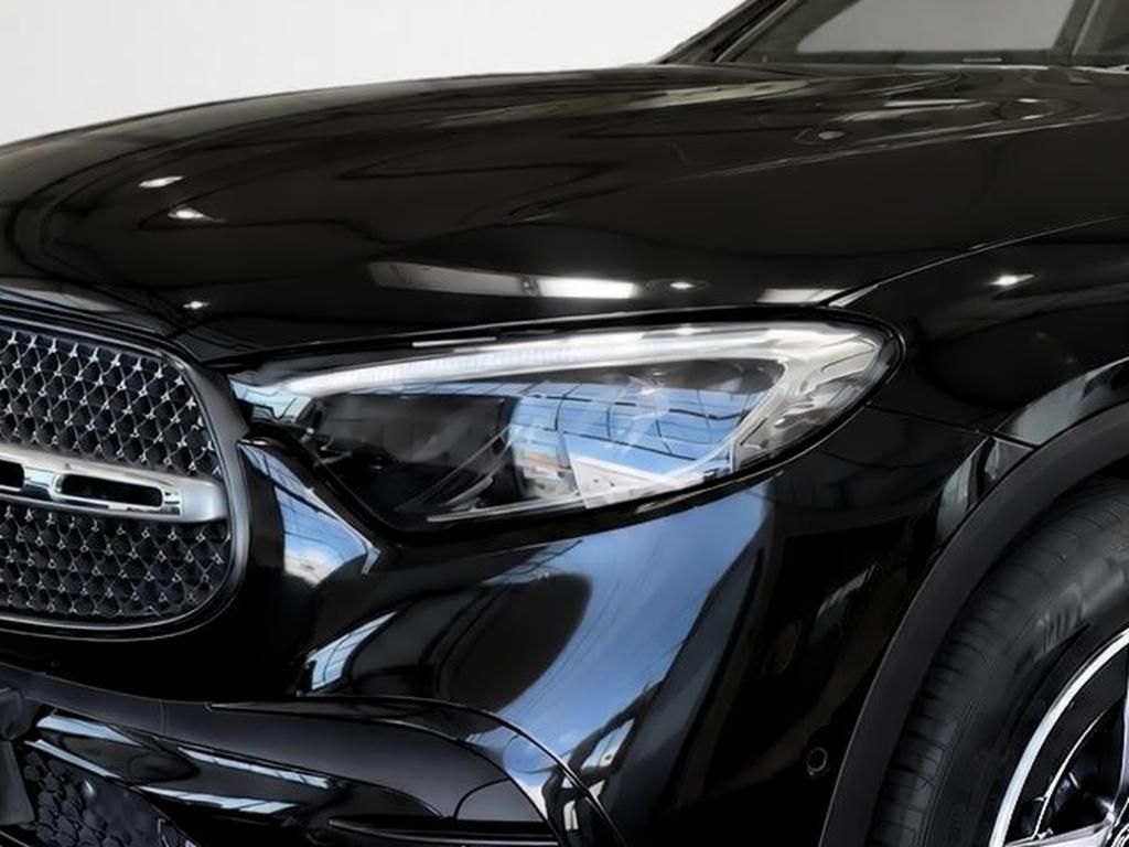 Mercedes-Benz GLC 300 2025 г. Чёрный, пробег 12707 км
