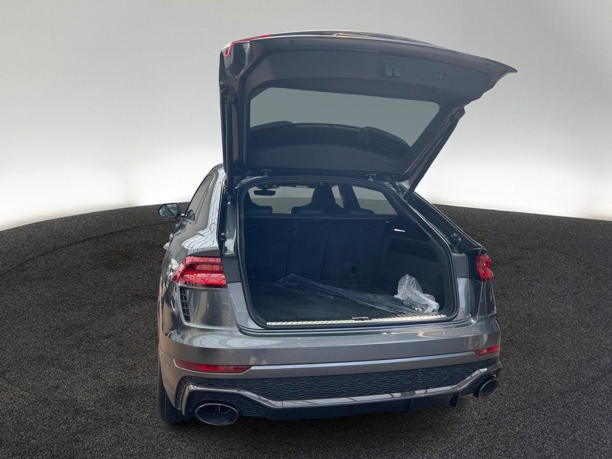 Audi RSQ8 2023 г. Серый, пробег 48641 км