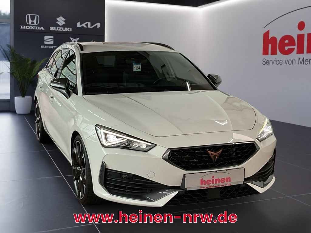 Cupra Leon 2023 г. Белый, пробег 49064 км
