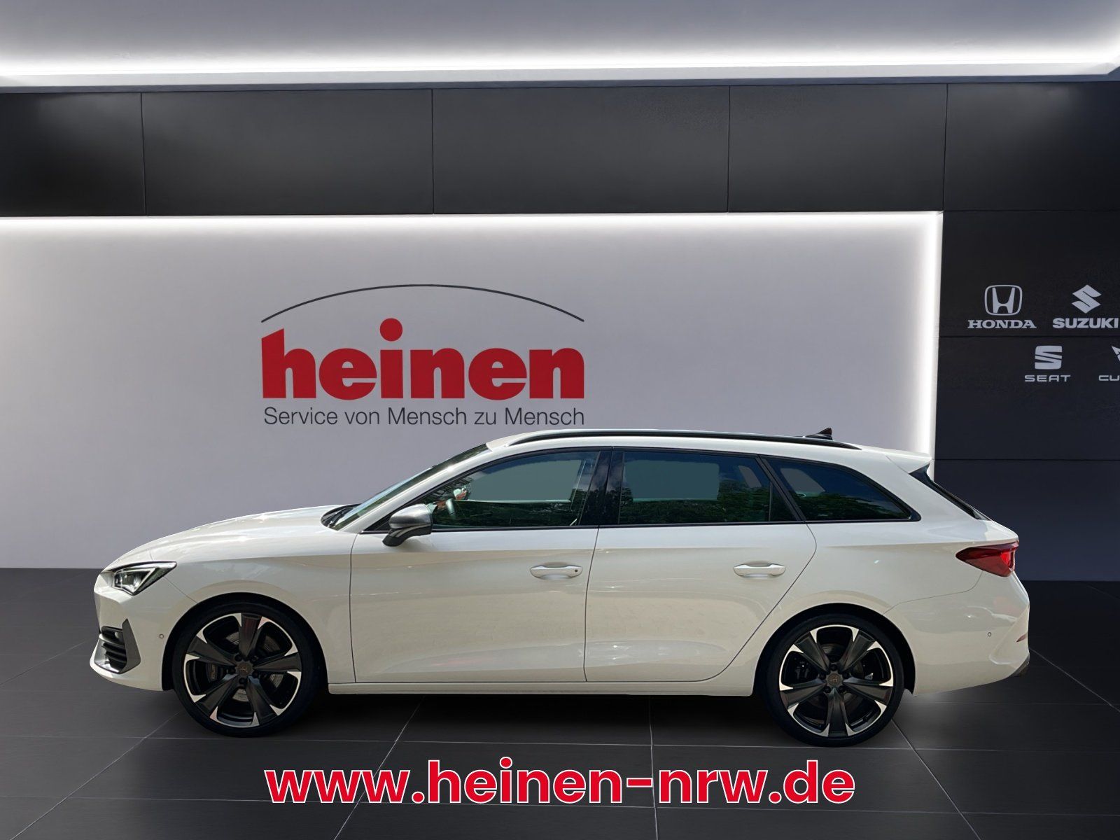 Cupra Leon 2023 г. Белый, пробег 49064 км