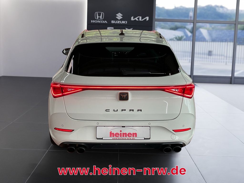 Cupra Leon 2023 г. Белый, пробег 49064 км