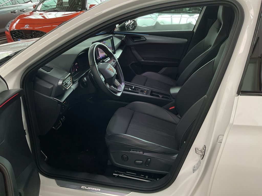 Cupra Leon 2023 г. Белый, пробег 49064 км