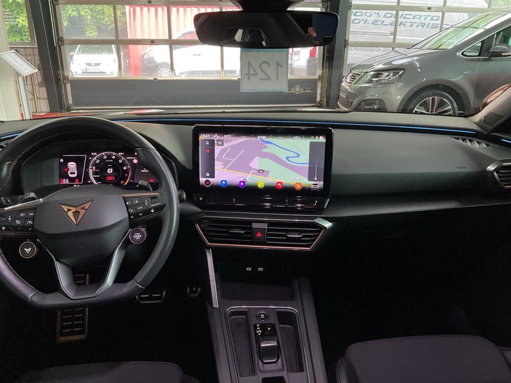 Cupra Leon 2023 г. Белый, пробег 49064 км