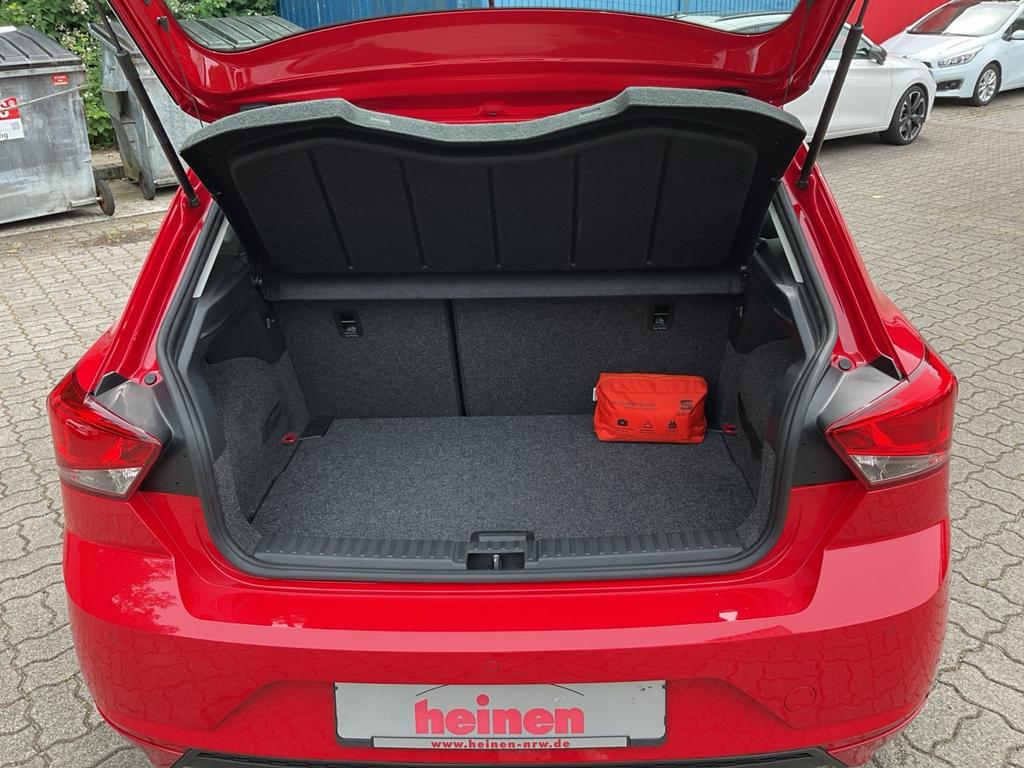 SEAT Ibiza 2021 г. Красный, пробег 57737 км