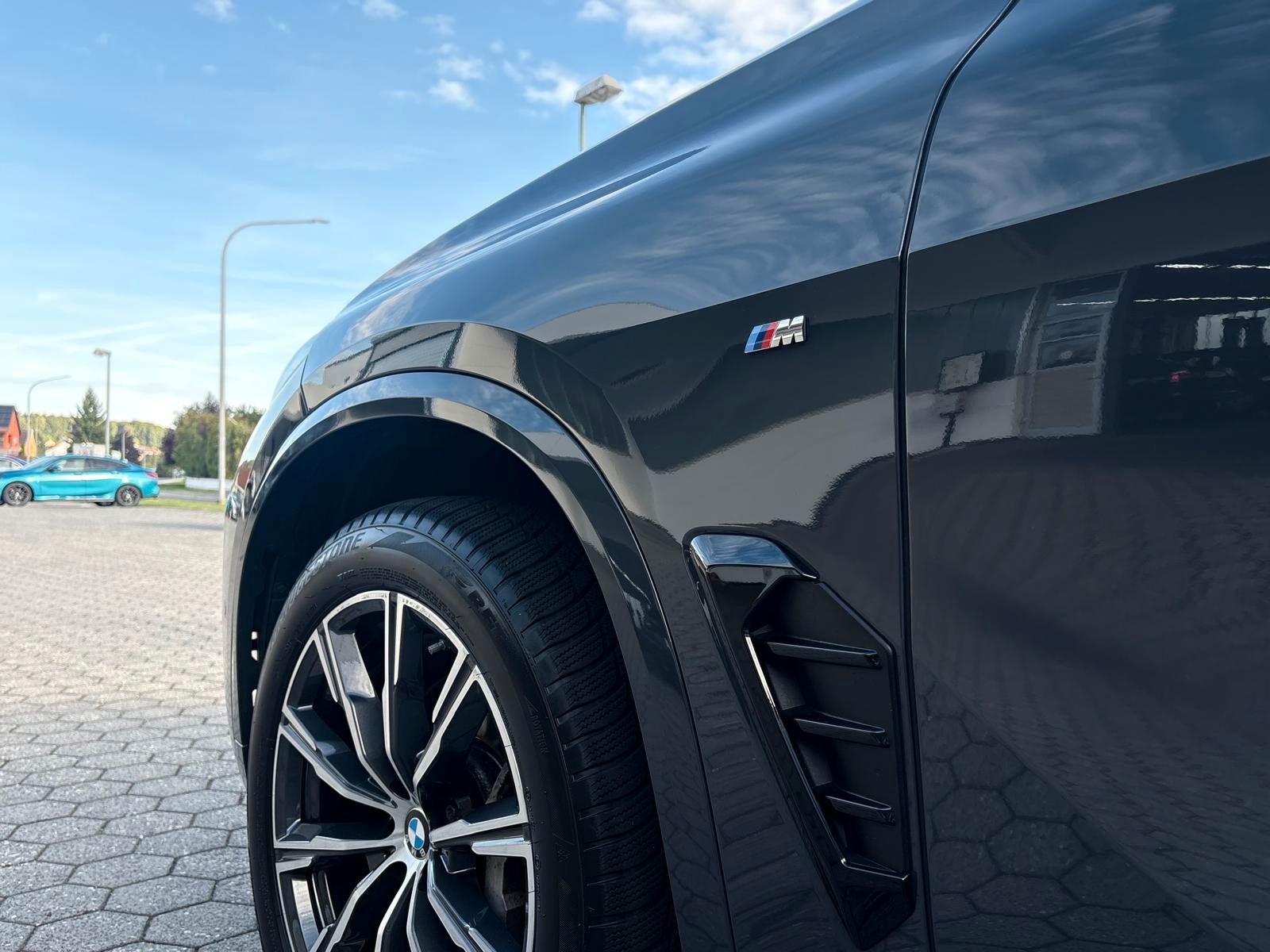 BMW X5 2025 г. Серый, пробег 26004 км