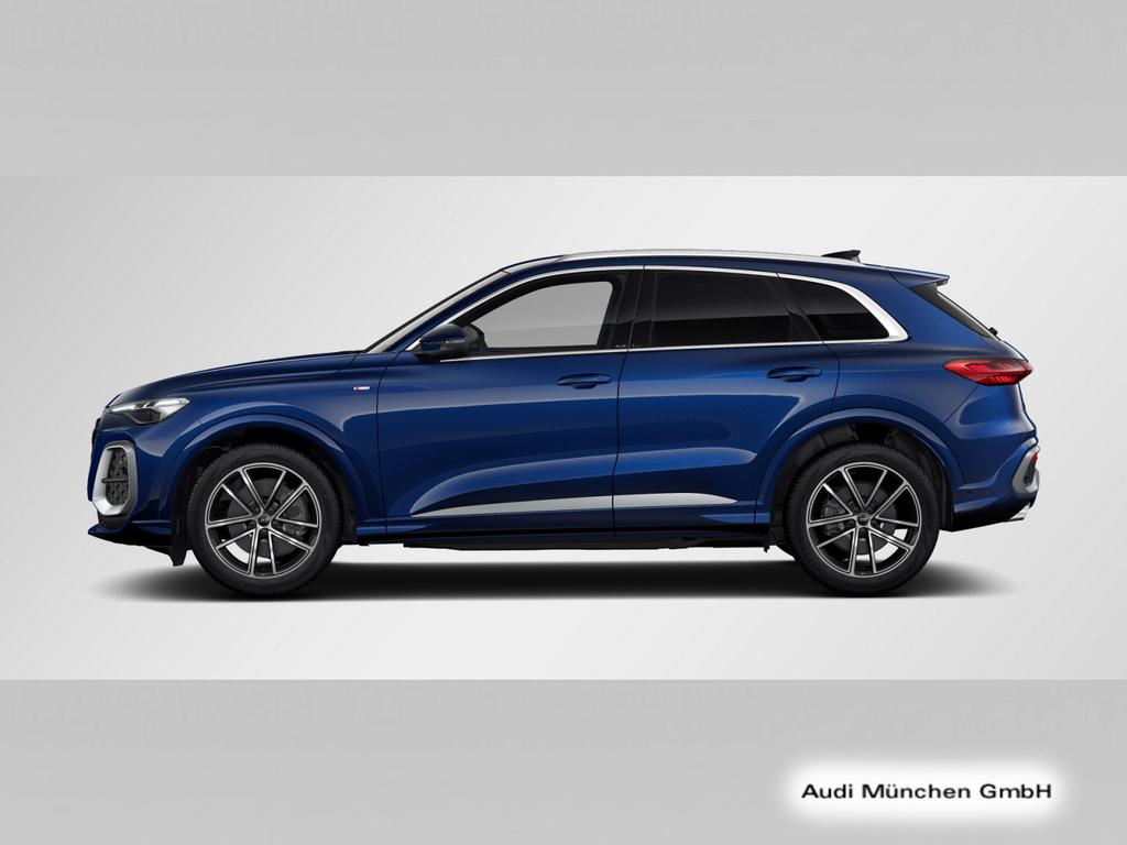 Audi Q5 2024 г. Синий, пробег 14372 км