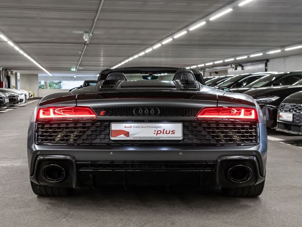Audi R8 2023 г. Серый, пробег 21659 км