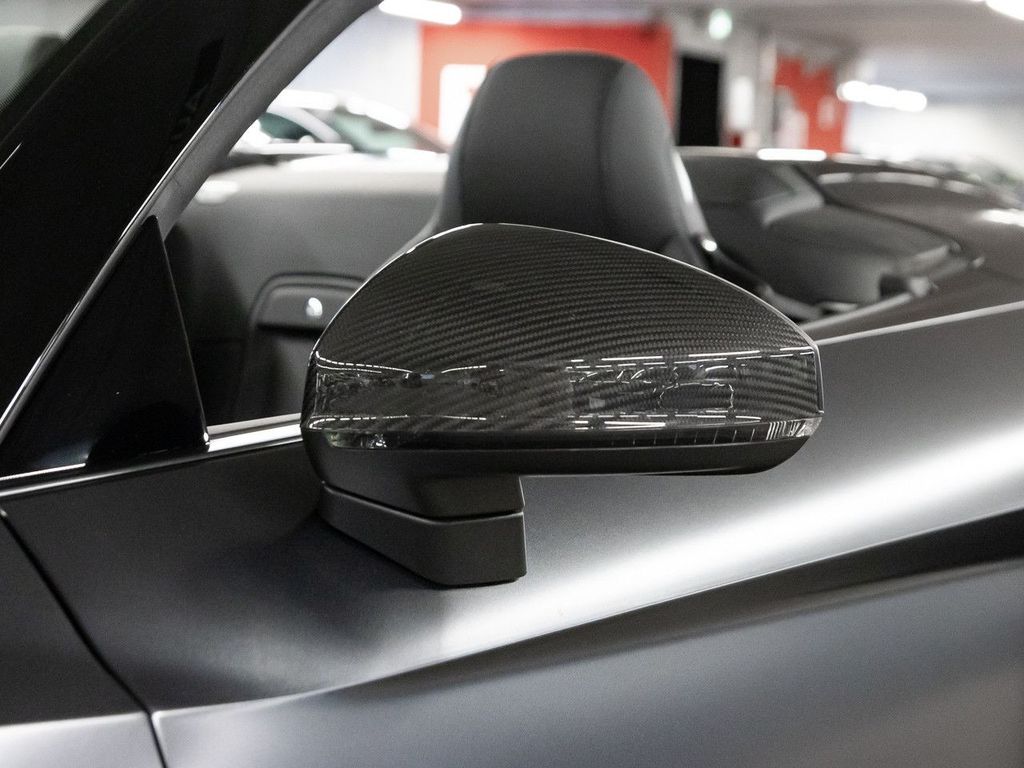 Audi R8 2023 г. Серый, пробег 21659 км