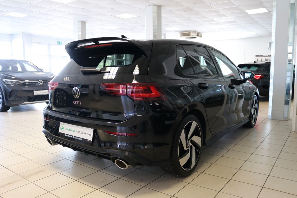 Volkswagen Golf 2022 г. Чёрный, пробег 25334 км