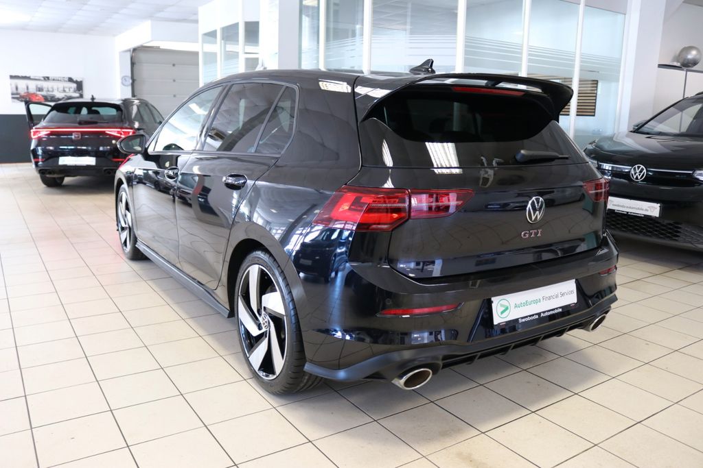 Volkswagen Golf 2022 г. Чёрный, пробег 25334 км