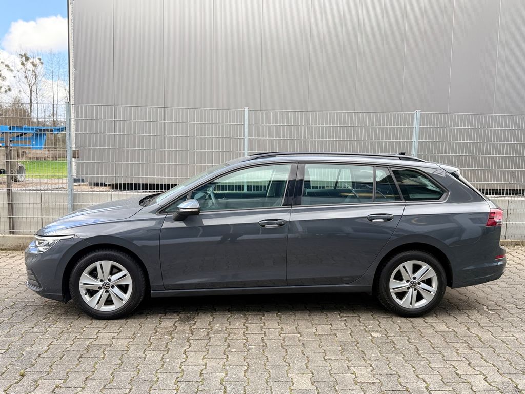 Volkswagen Golf 2023 г. Серый, пробег 41000 км