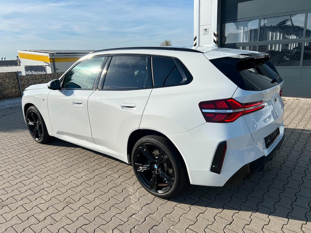 BMW X3 2026 г. Белый, пробег 20000 км