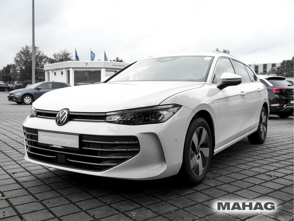 Volkswagen PASSAT VARIANT 2024 г. Белый, пробег 32073 км