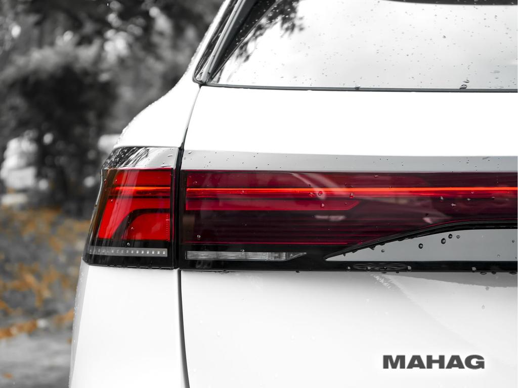 Volkswagen PASSAT VARIANT 2024 г. Белый, пробег 32073 км