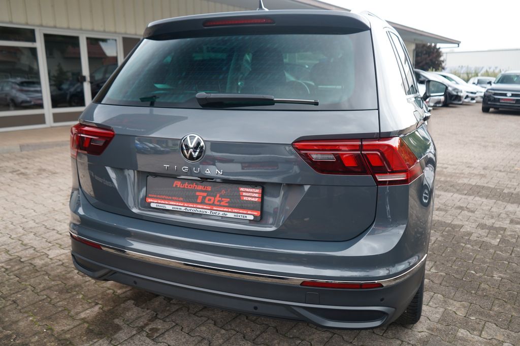 Volkswagen Tiguan 2023 г. Серый, пробег 48660 км