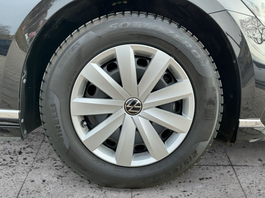 Volkswagen PASSAT VARIANT 2023 г. Чёрный, пробег 54414 км