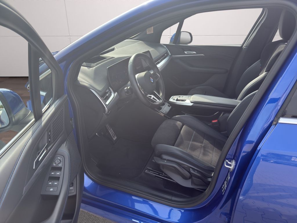 BMW 218 ACTIVE TOURER 2024 г. Синий, пробег 29996 км