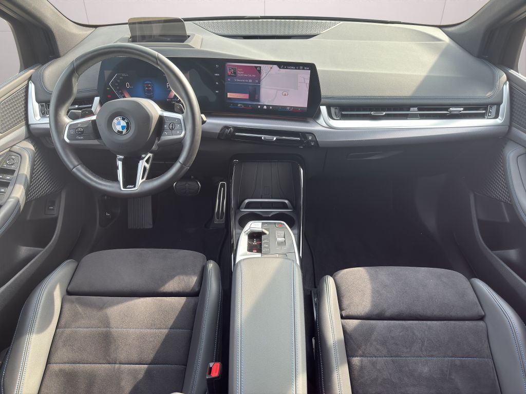 BMW 218 ACTIVE TOURER 2024 г. Синий, пробег 29996 км
