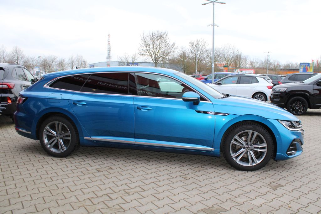 Volkswagen Arteon 2024 г. Синий, пробег 40238 км