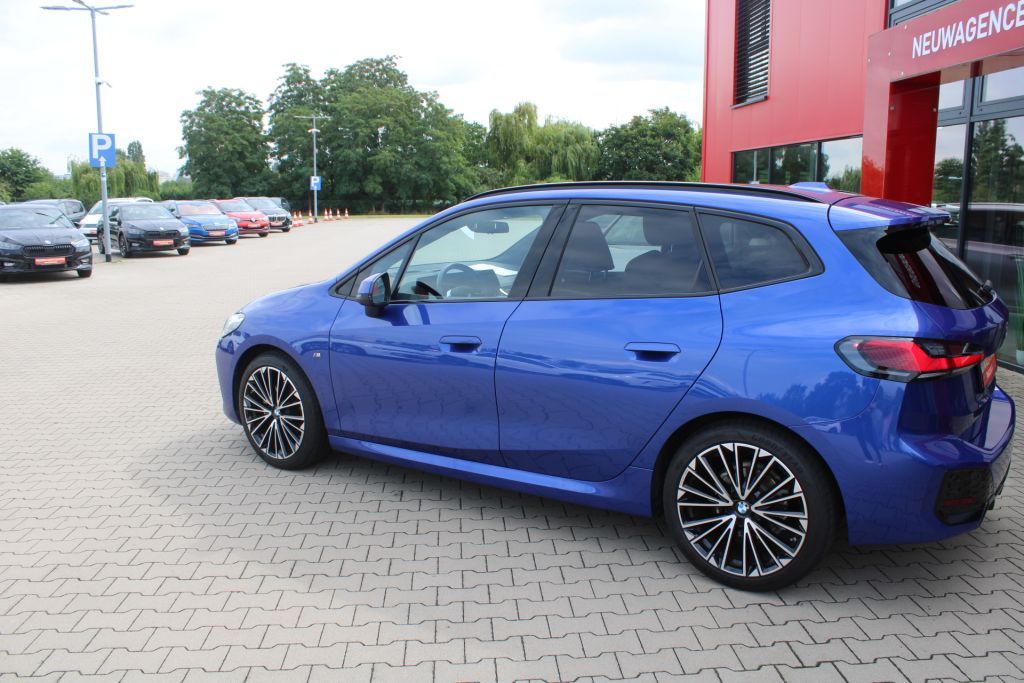 BMW 218 ACTIVE TOURER 2024 г. Синий, пробег 23544 км