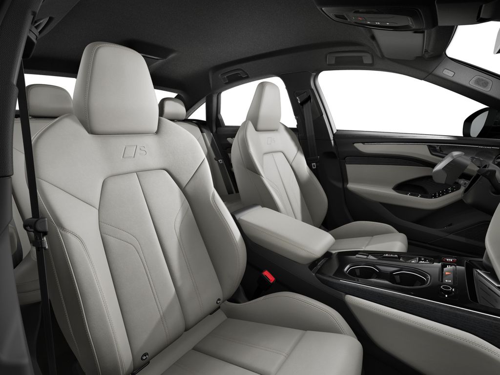 Audi A6 2025 г. Белый, пробег 26960 км