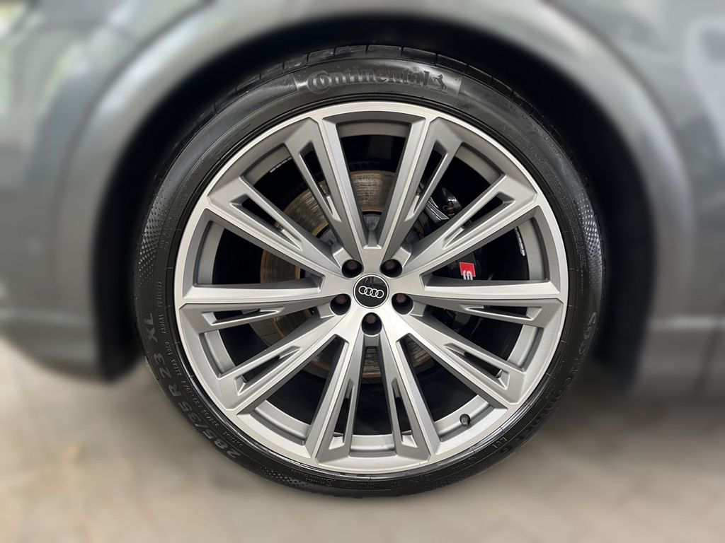 Audi SQ8 2023 г. Серый, пробег 55793 км