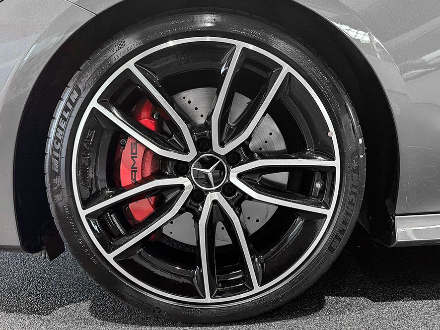 Mercedes-Benz CLA 35 AMG SHOOTING BRAKE 2024 г. Серый, пробег 23000 км