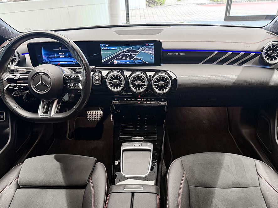 Mercedes-Benz CLA 35 AMG SHOOTING BRAKE 2024 г. Серый, пробег 23000 км