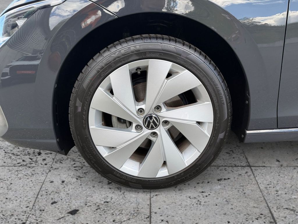 Volkswagen Golf 2025 г. Серый, пробег 14388 км