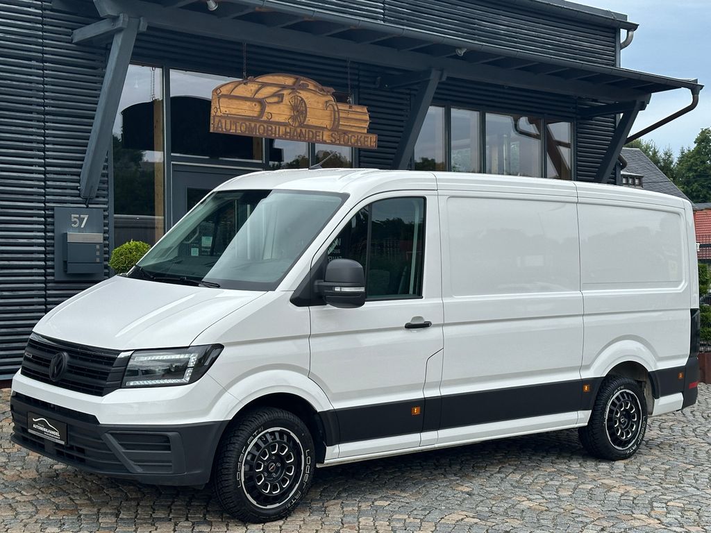 Volkswagen CRAFTER 2024 г. Белый, пробег 46400 км