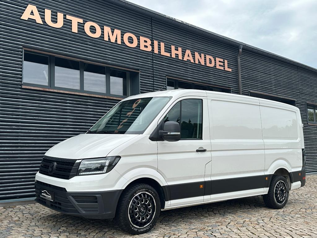 Volkswagen CRAFTER 2024 г. Белый, пробег 46400 км