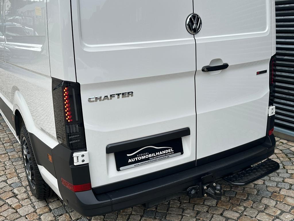 Volkswagen CRAFTER 2024 г. Белый, пробег 46400 км