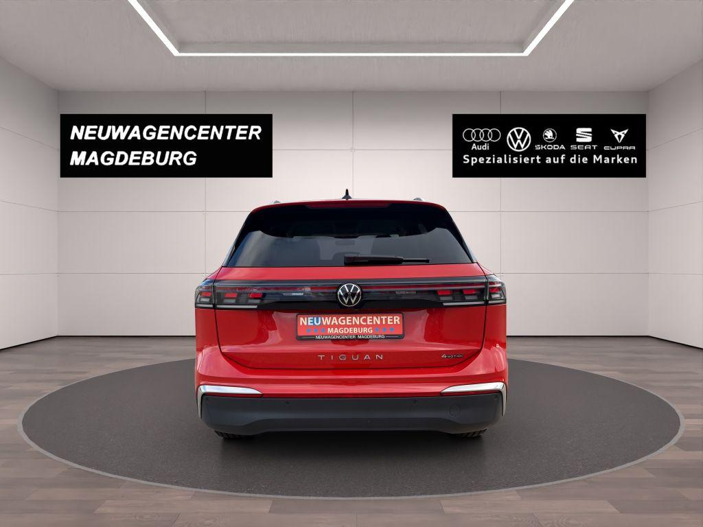 Volkswagen Tiguan 2025 г. Красный, пробег 11133 км
