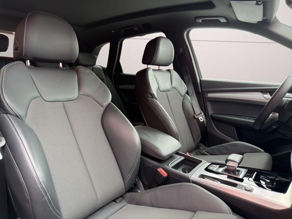 Audi Q5 2023 г. Зелёный, пробег 34386 км