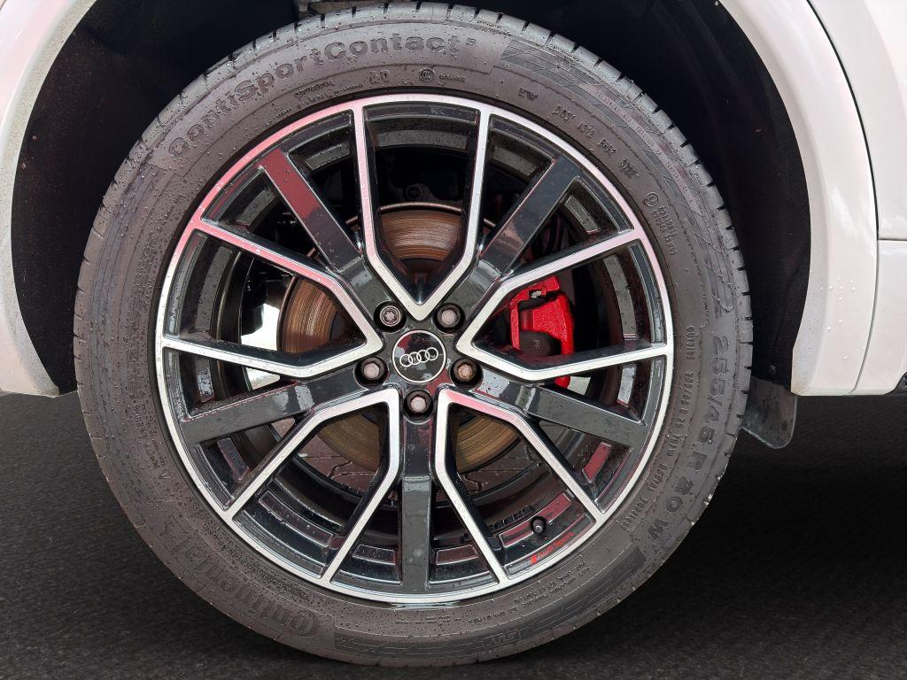 Audi Q5 2023 г. Зелёный, пробег 34386 км