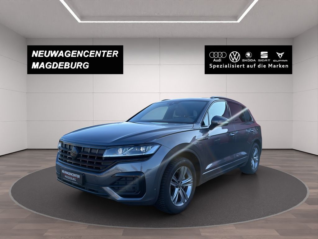 Volkswagen Touareg 2023 г. Серый, пробег 58867 км