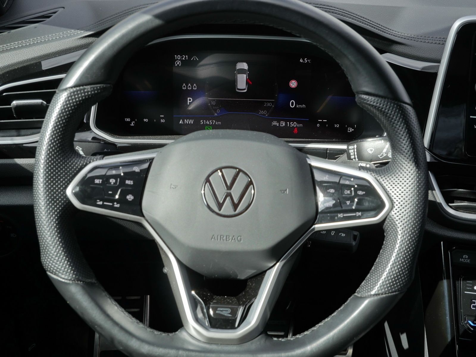 Volkswagen T-Roc 2023 г. Белый, пробег 51500 км