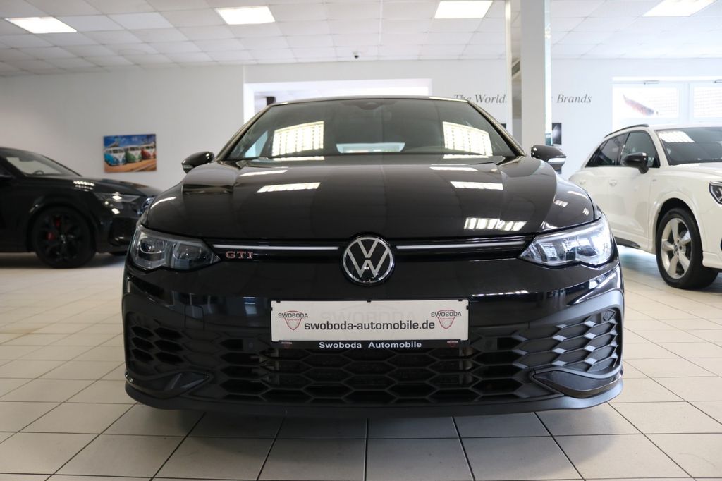 Volkswagen Golf 2022 г. Чёрный, пробег 48447 км