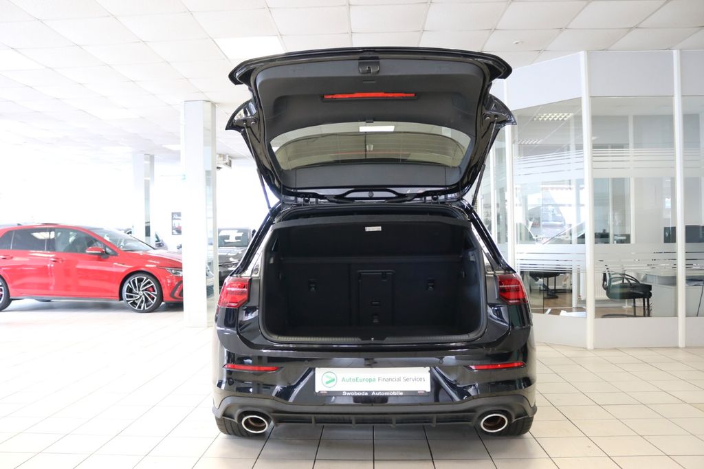 Volkswagen Golf 2022 г. Чёрный, пробег 48447 км
