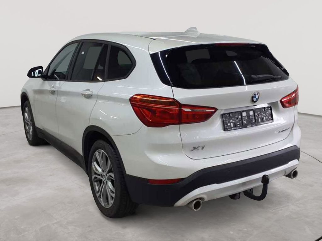 BMW X1 2021 г. Белый, пробег 57220 км