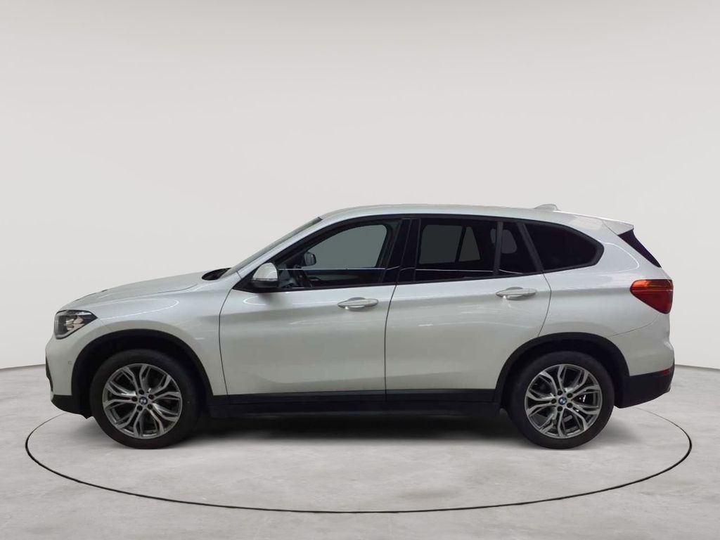 BMW X1 2021 г. Белый, пробег 57220 км