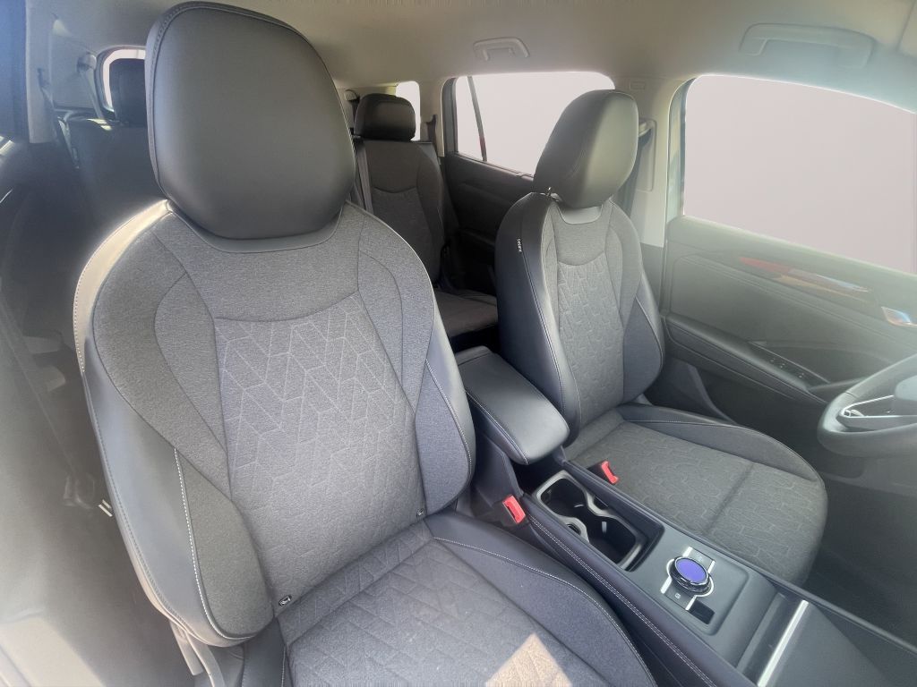 Volkswagen Tayron 2025 г. Серебристый, пробег 12183 км