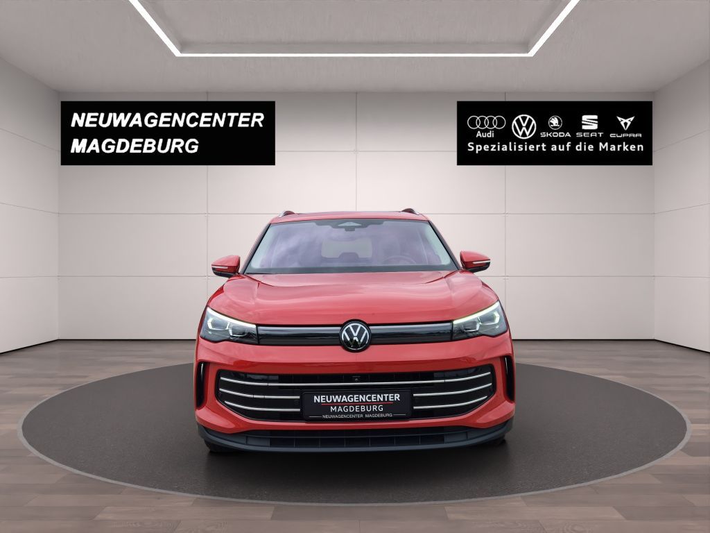 Volkswagen Tiguan 2024 г. Серый, пробег 47616 км